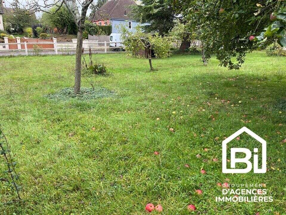 Terrain à COLLEVILLE-MONTGOMERY