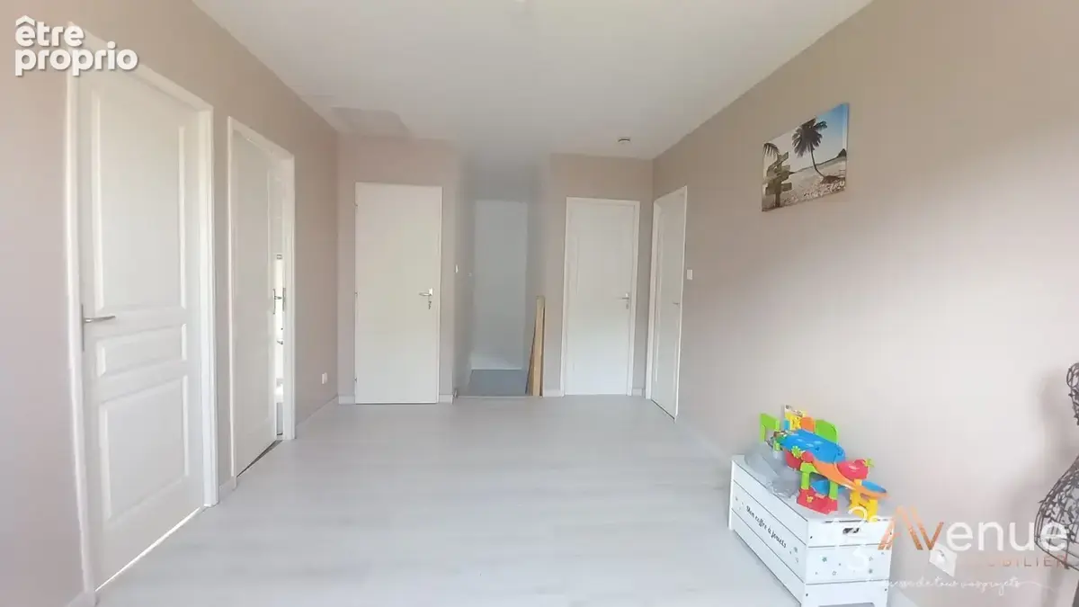 Maison 103 m² à La Ricamarie  - photo 8