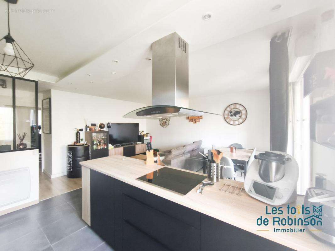 Appartement à ELANCOURT