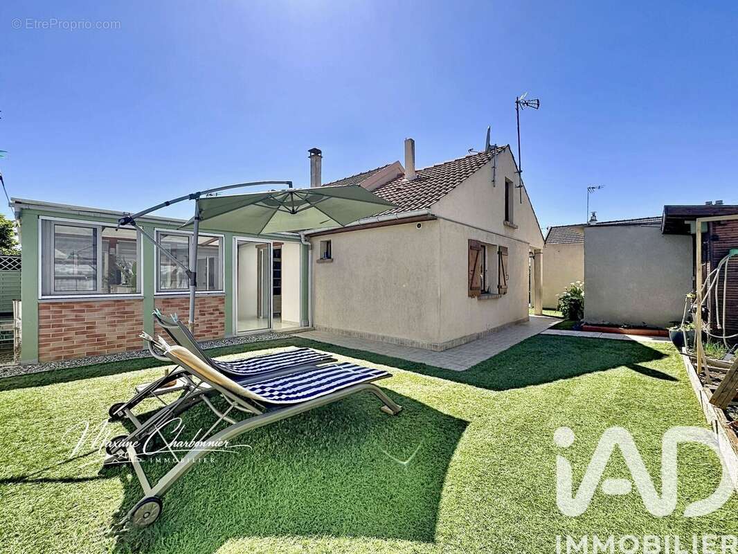 Photo 4 - Maison à VERT-SAINT-DENIS