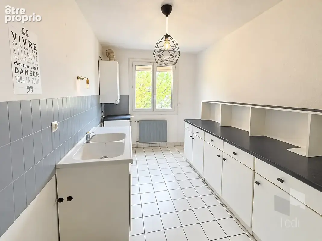 MONTÉLIMAR   Appartement de 90 m2 avec 3 à 4 chambres - photo 4