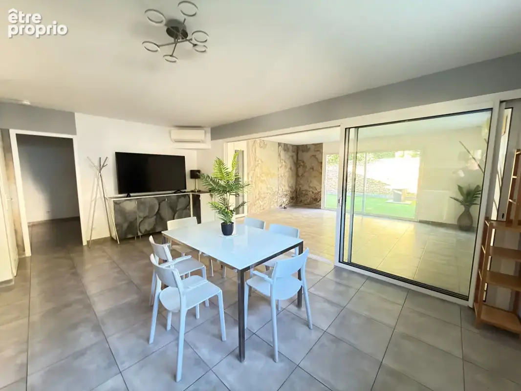 Maison récente T3/4 La Ciotat de 95.54 m2 avec jardin 231 m² - photo 3