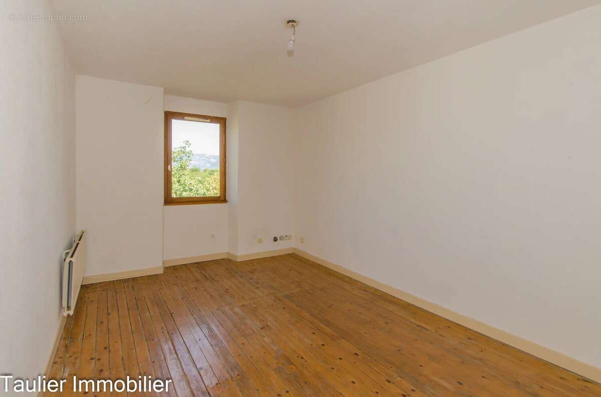 Saint-Marcellin - Appartement 95 m² avec pl. de parking - photo 6
