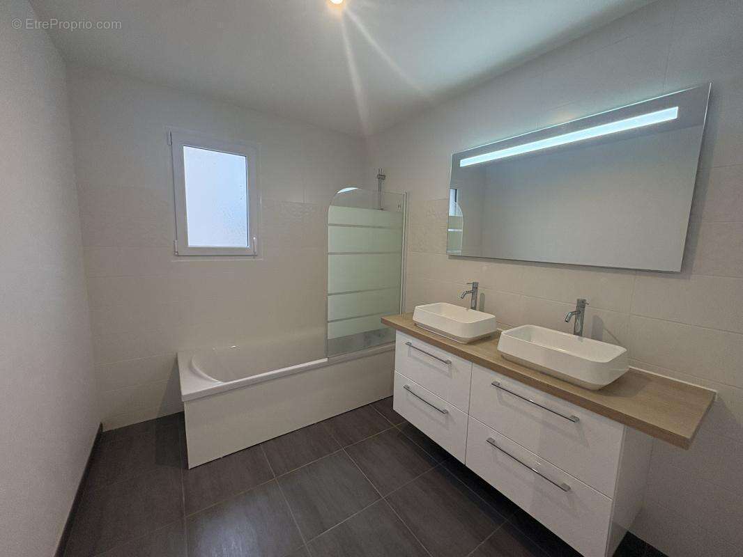 Maison à CHATEAUGIRON