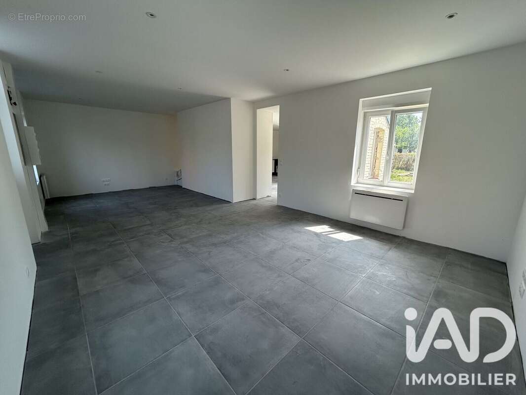 Maison 122 m² à Lecelles  - photo 2