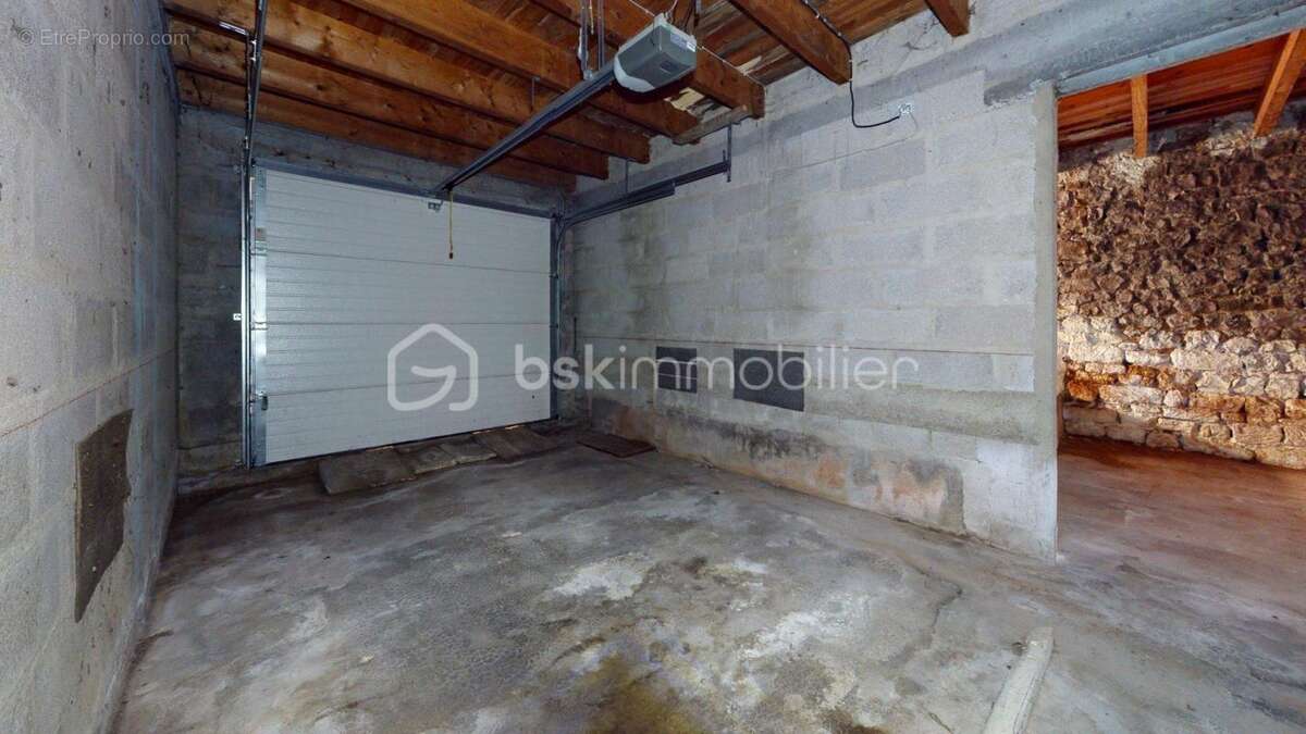 Maison à PONT-L'ABBE-D'ARNOULT