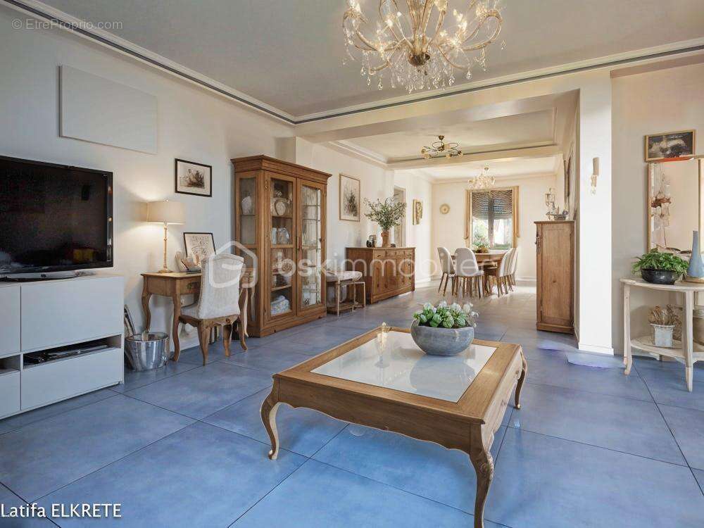 Maison à CHAMPIGNY-SUR-MARNE