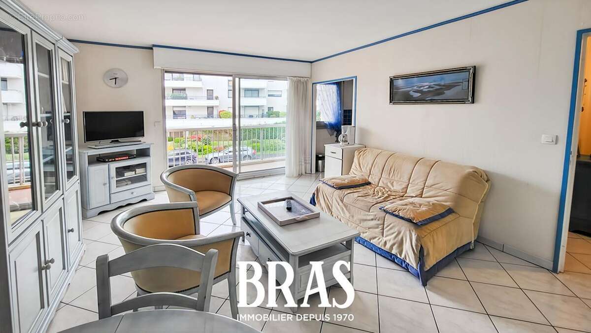 Appartement à LE POULIGUEN