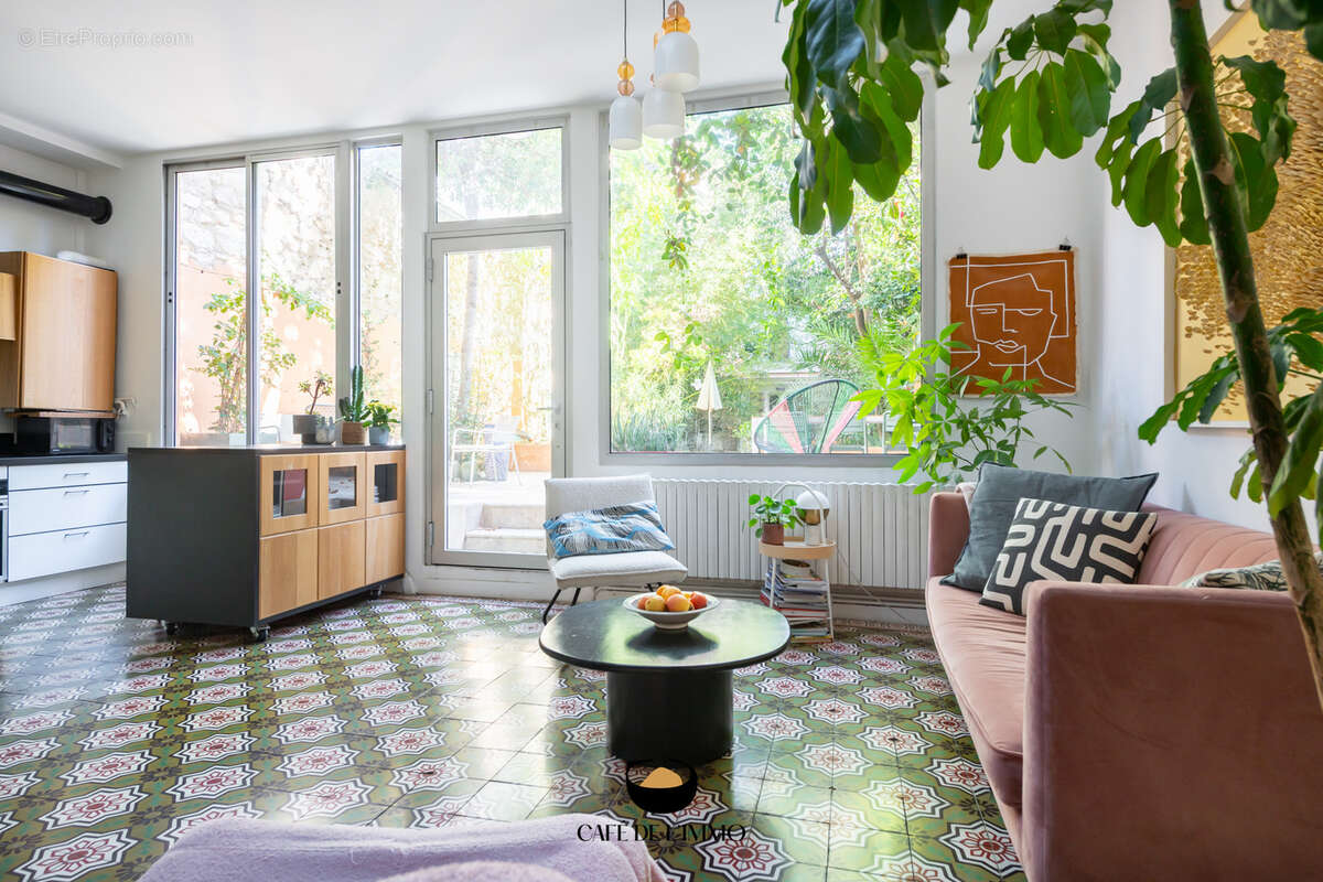 Appartement à MARSEILLE-6E