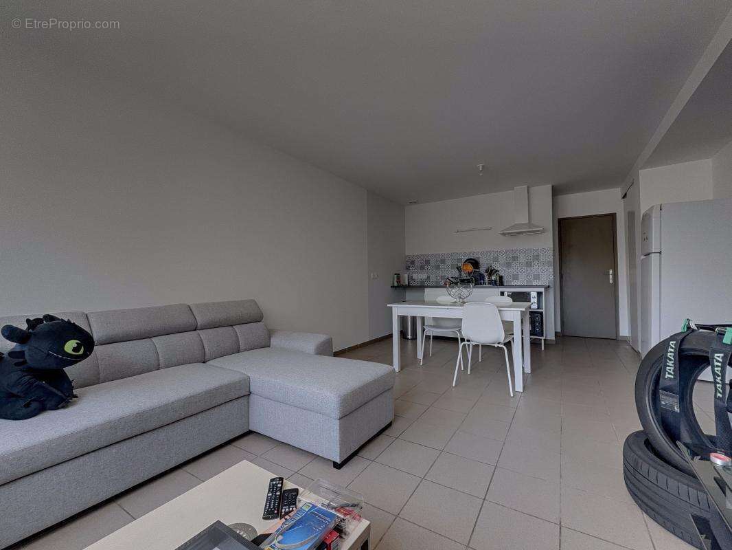 Appartement à GENLIS