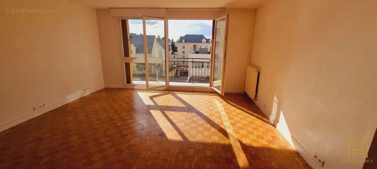 Appartement à VERSAILLES