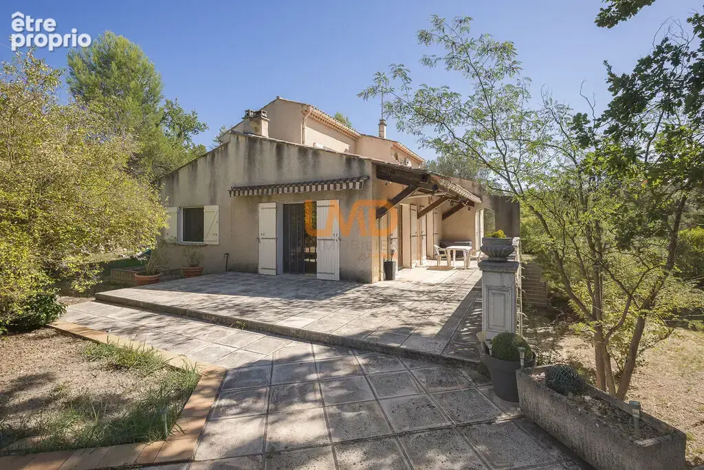 Maison familiale avec piscine sur 3900m2  plein sud - photo 4