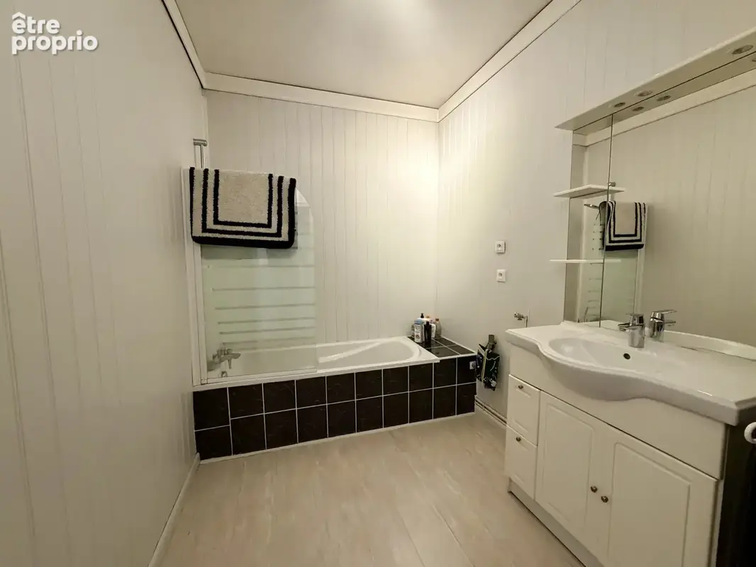 Ensemble immobilier mixte de 456 m2 au coeur du centre ville - photo 6