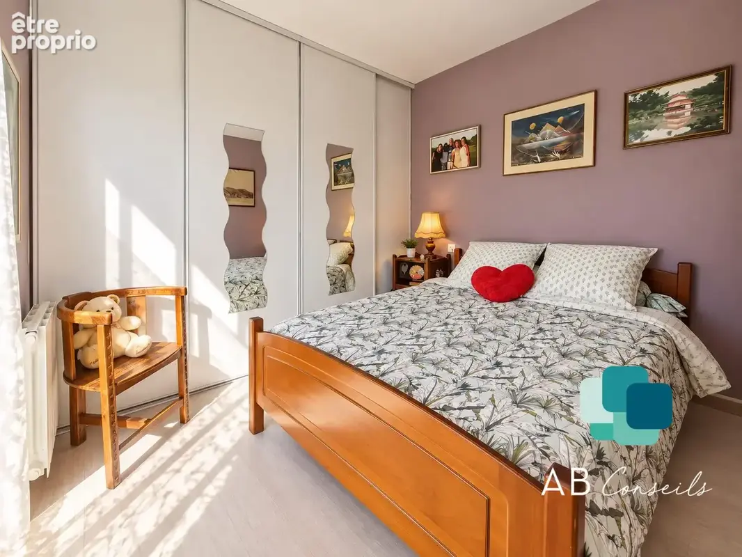 CHAMBRE 9M2 RDC