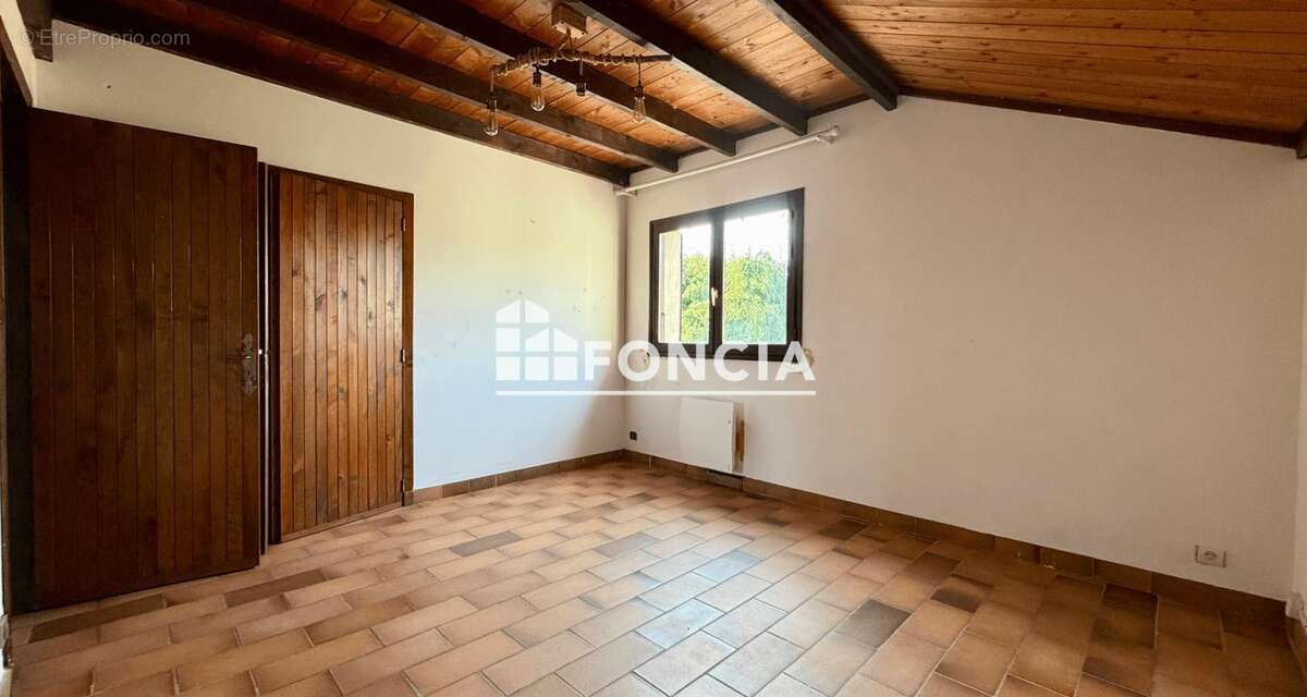 Maison à MONTBONNOT-SAINT-MARTIN