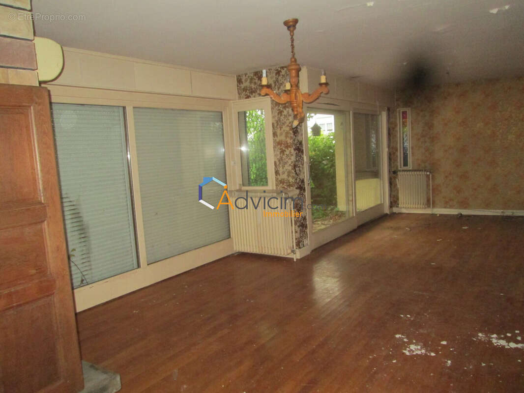 Maison à LUXEUIL-LES-BAINS