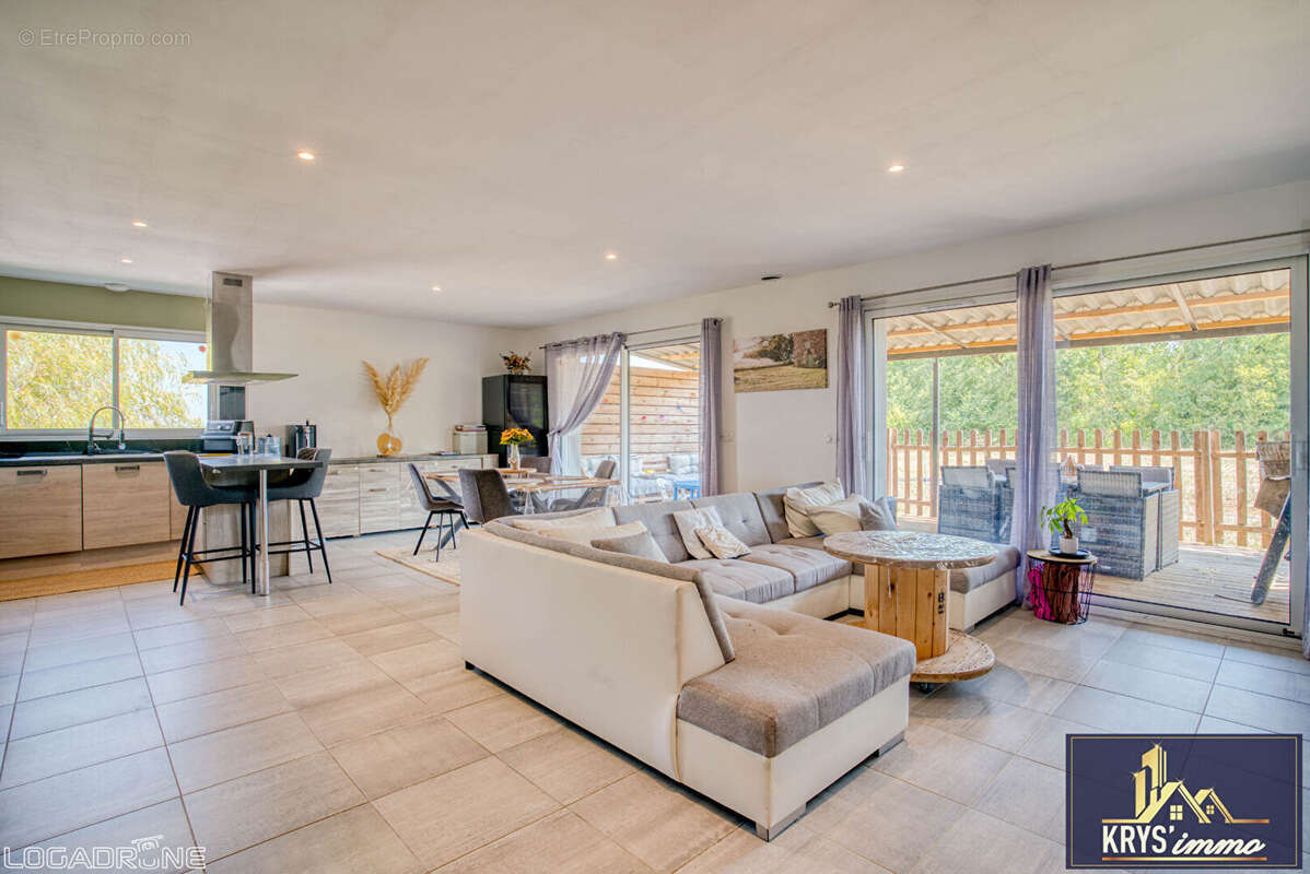 Cauzac - Maison contemporaine de plain-pied dans un cadre privilégié - photo 8