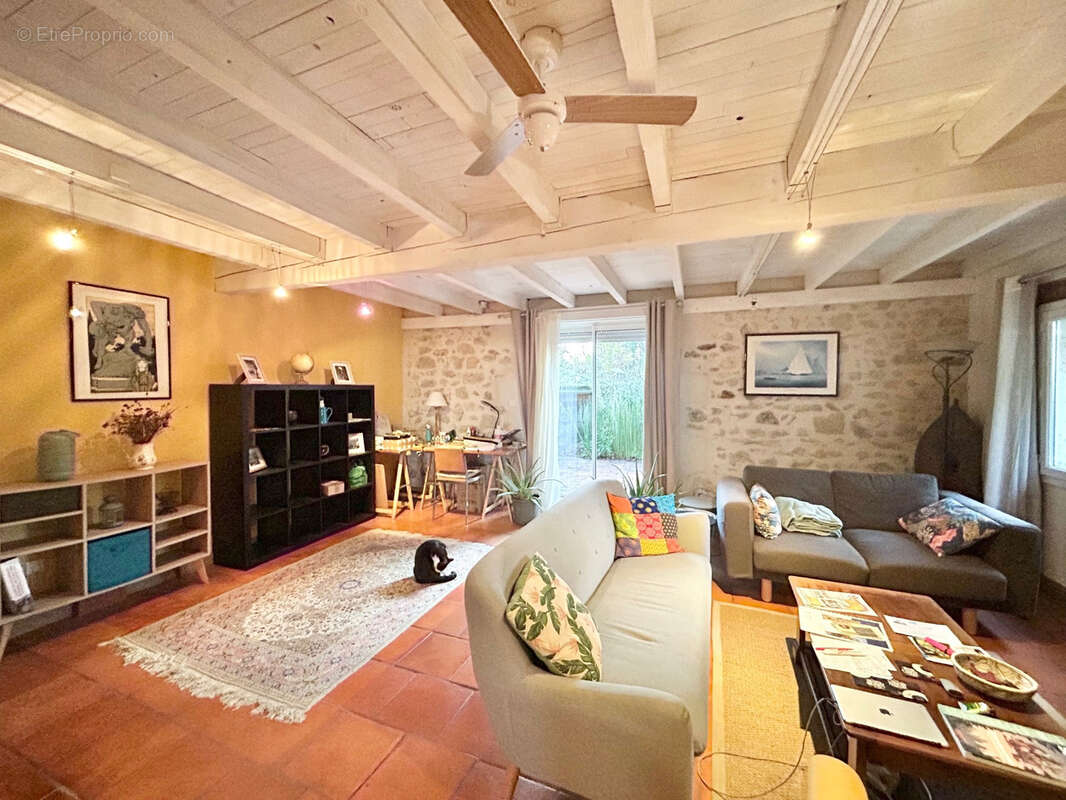 Maison à SAINT-MACAIRE