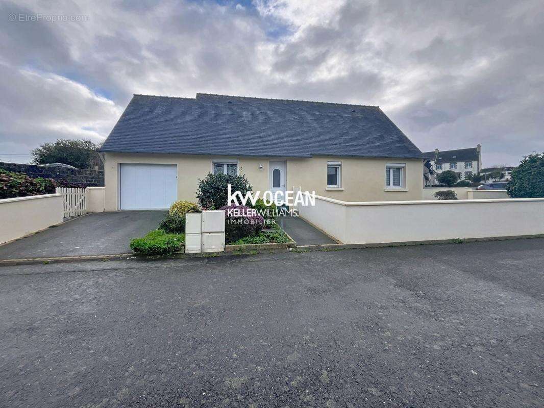 Maison à GUIPRONVEL