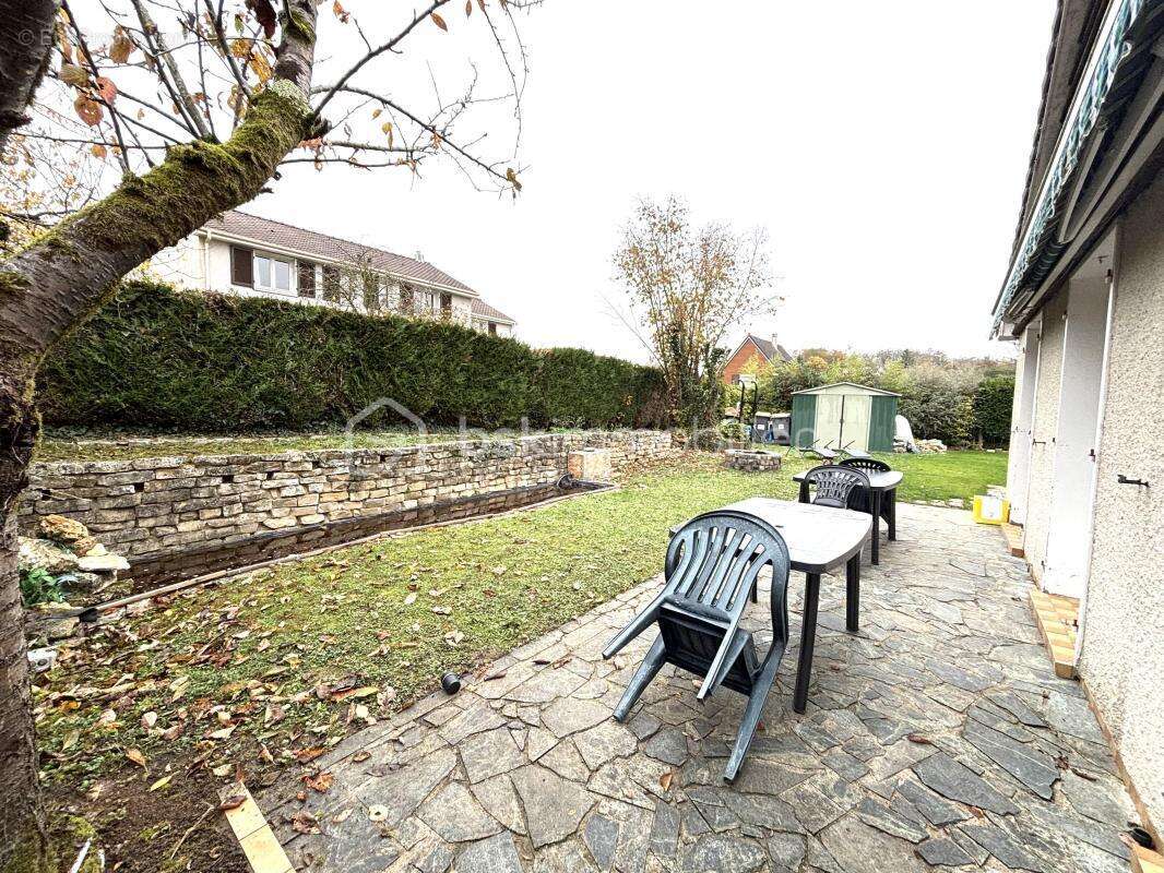 Maison à SAINT-FARGEAU-PONTHIERRY