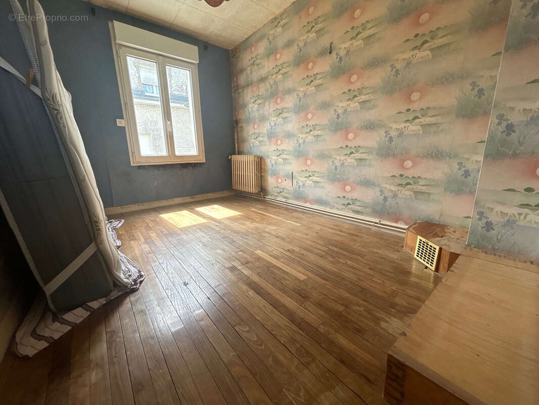 Maison à vendre cœur du bourg de noyal-pontivy ! idéal investisseur - photo 8
