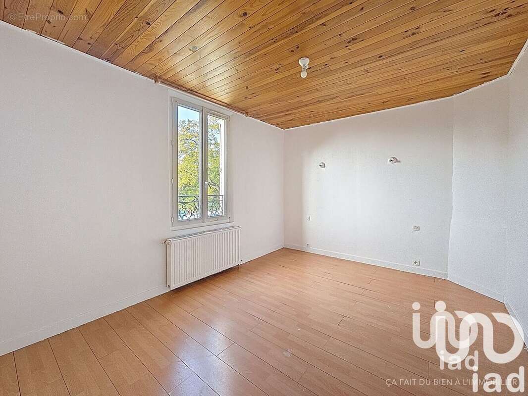 Photo 8 - Maison à SAINT-JULIEN-DU-SAULT