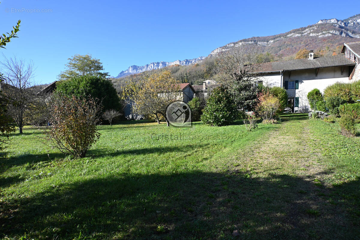 Maison à LA BUISSIERE