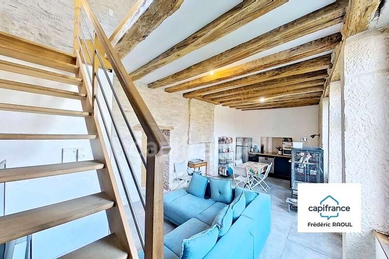 Maison à IS-SUR-TILLE