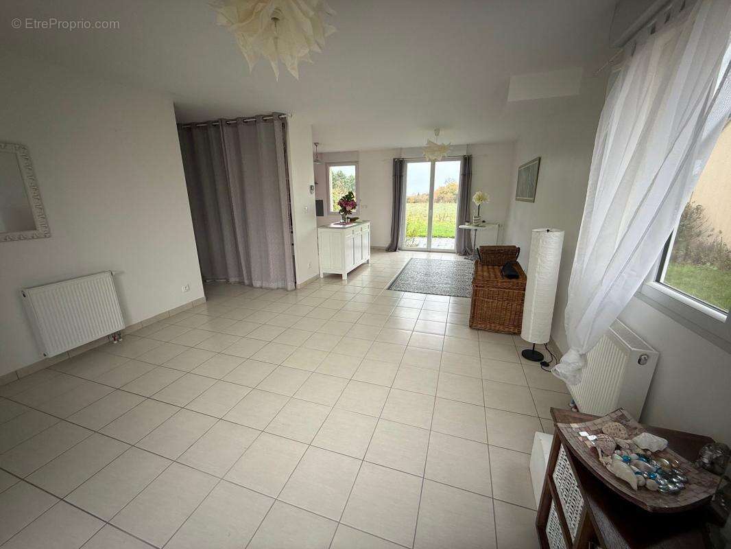 Maison à AMFREVILLE