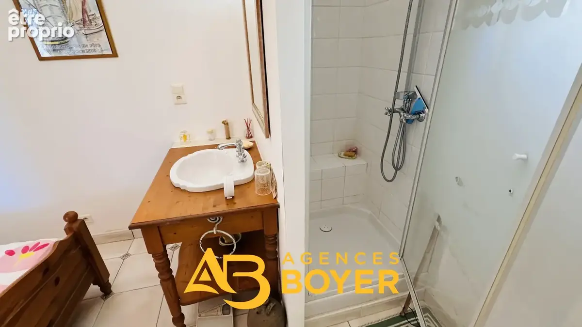 EXCLUSIVITE  BANDOL - GRAND T3 Terrasse de 50m2 Vue mer et Garage - photo 13