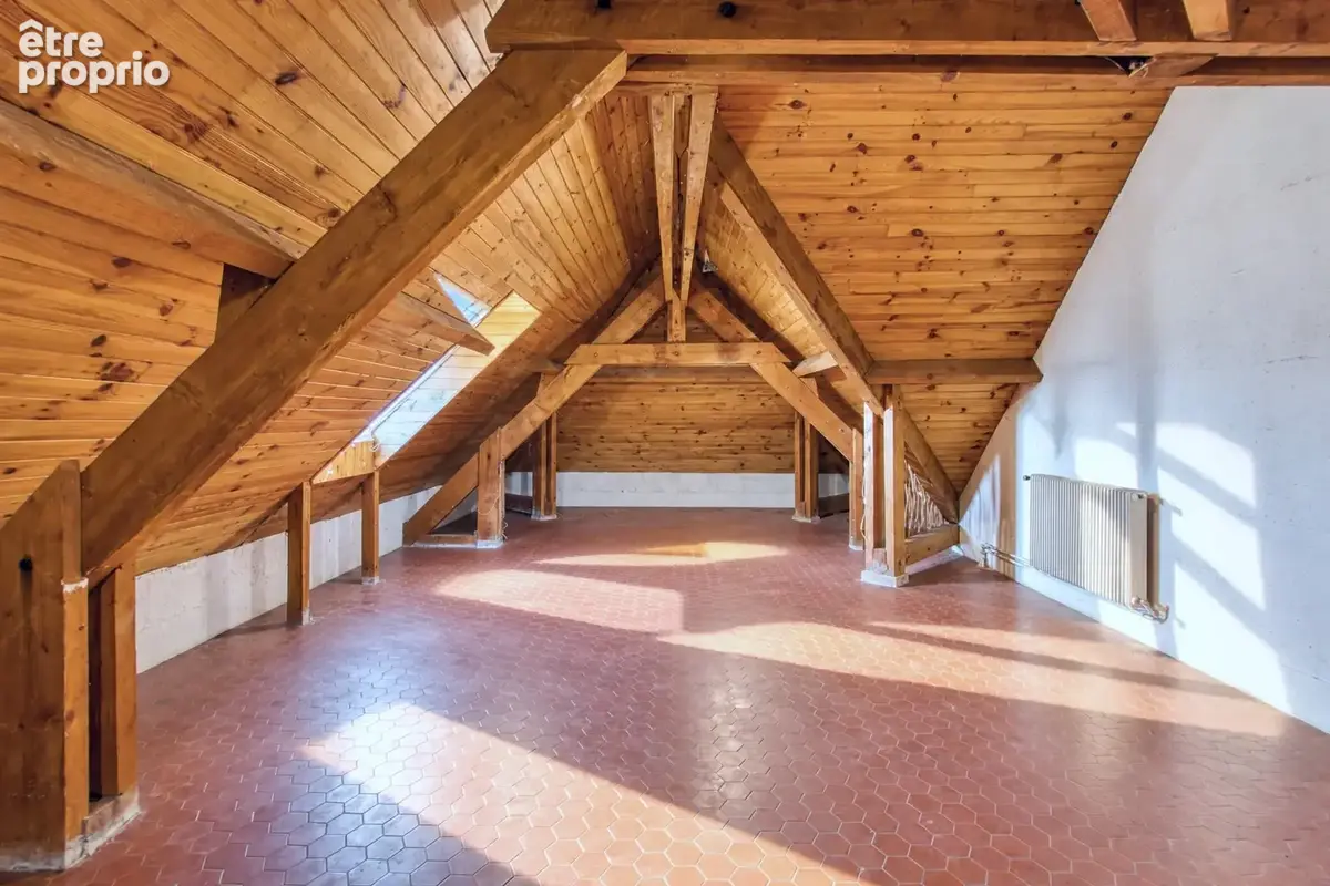 Panorama exceptionnel pour cette propriété de 300m2 sur 3 300m2 de terrain. - photo 15