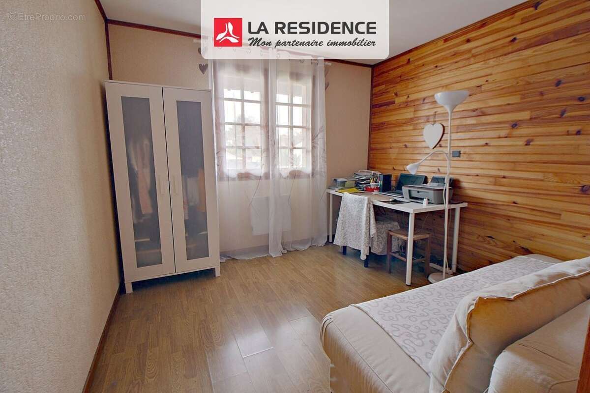 Maison à ROSNY-SUR-SEINE