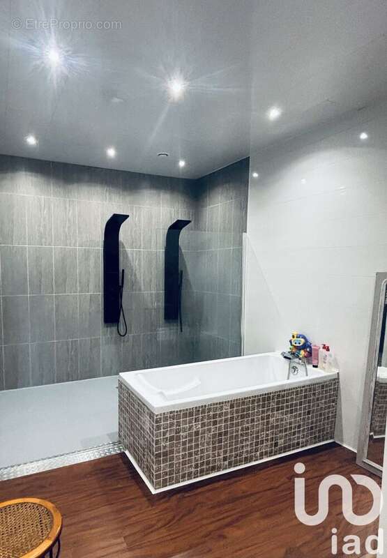 Photo 5 - Maison à LA ROCHELLE