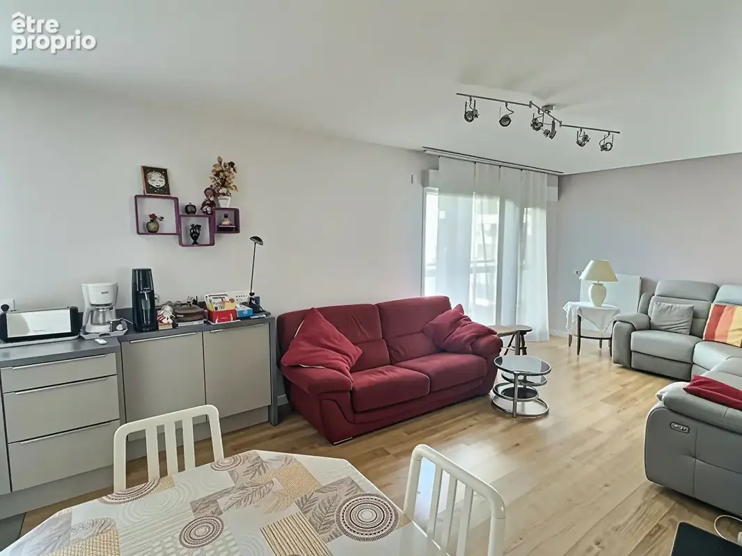 Appartement à IVRY-SUR-SEINE
