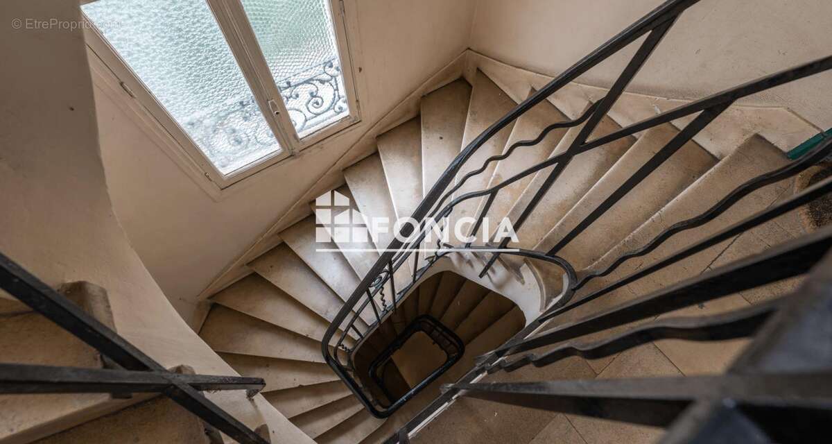 Appartement à PARIS-19E
