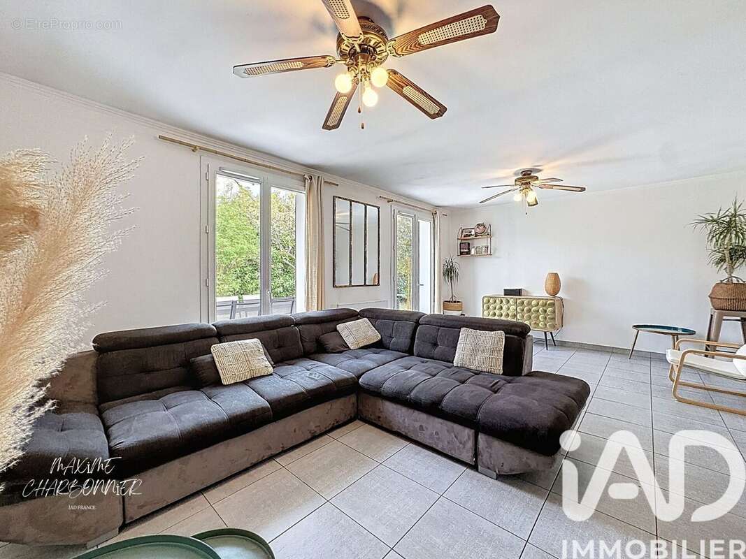 Photo 4 - Maison à SAINT-PIERRE-DU-PERRAY