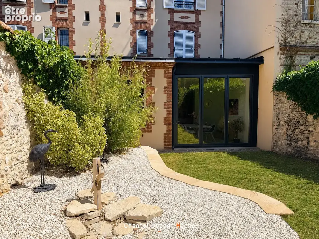 EXCLUSIVITE- CHARTRES CHANZY- Magnifique maison bourgeoise fin XIXème, jardin, deux parkings privatifs. - photo 25