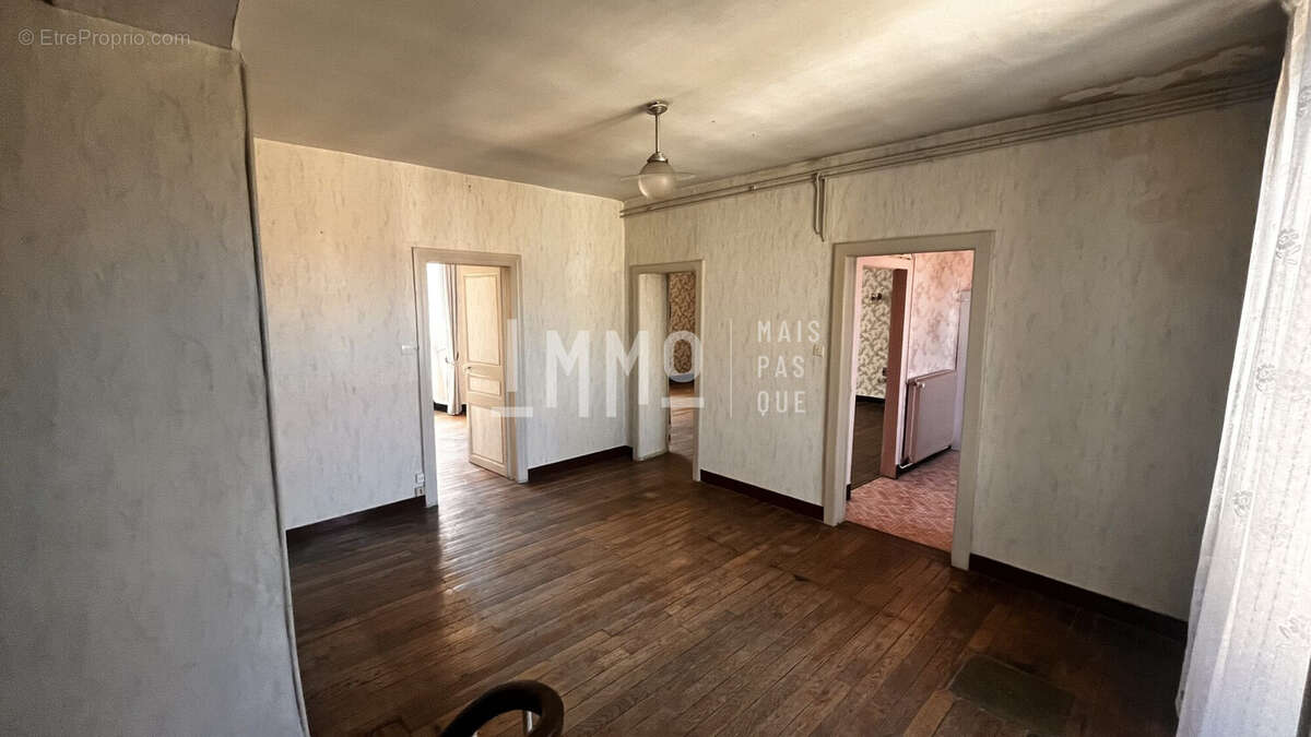 Maison à SAINT-CALAIS