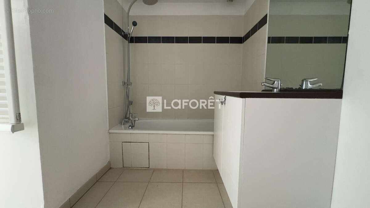 Appartement à CASTELNAU-LE-LEZ