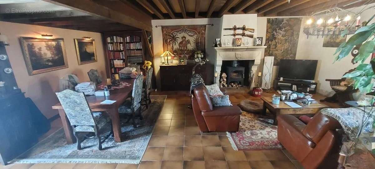 Appartement à EVAUX-LES-BAINS