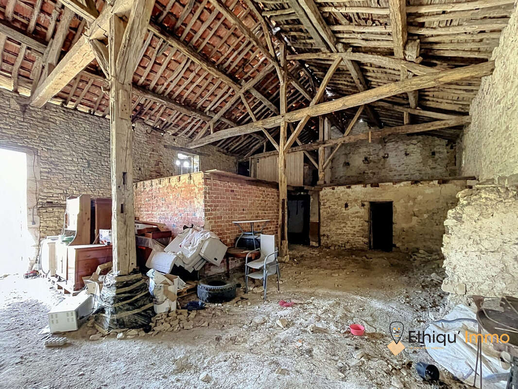 Maison 213 m² à Guindrecourt-Sur-Blaise  - photo 6