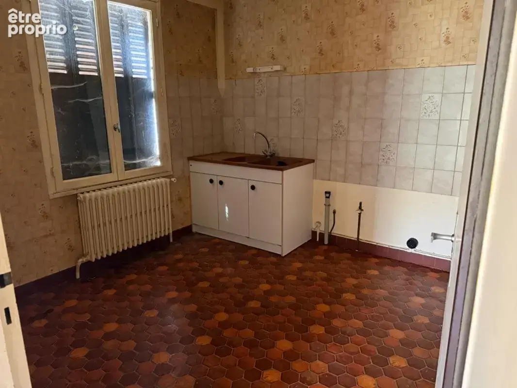 SUCCESSION VACANTE ! Maison à rénover 5 pièces, 3 chambres à Conflans-en-Jarnisy - photo 7