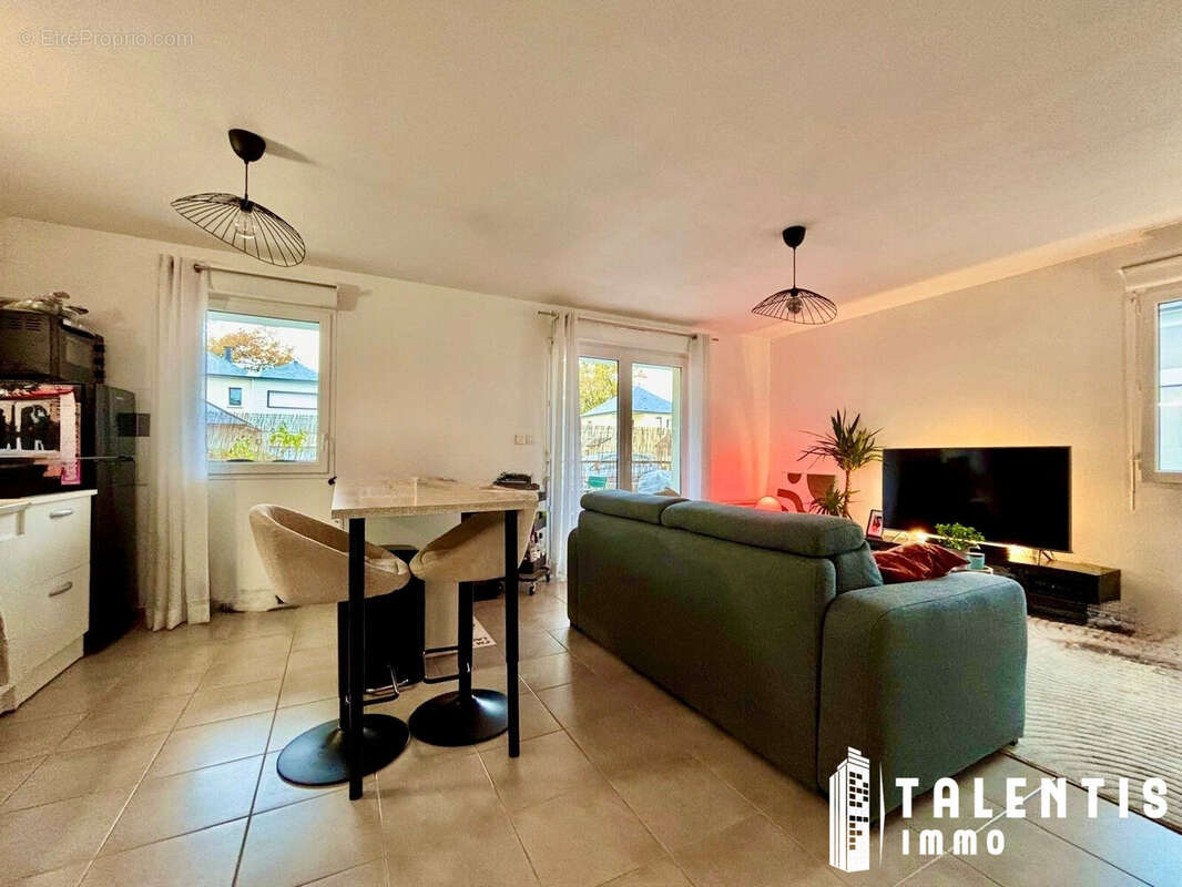 Appartement à SAUTRON