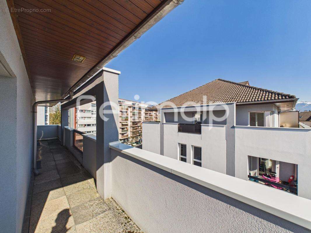 Appartement à CRAN-GEVRIER