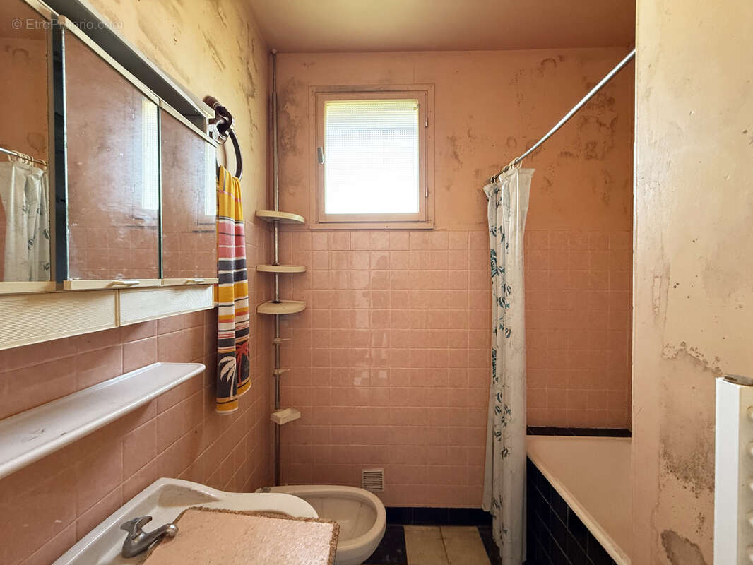 Maison à SAINT-GEORGES-DE-DIDONNE