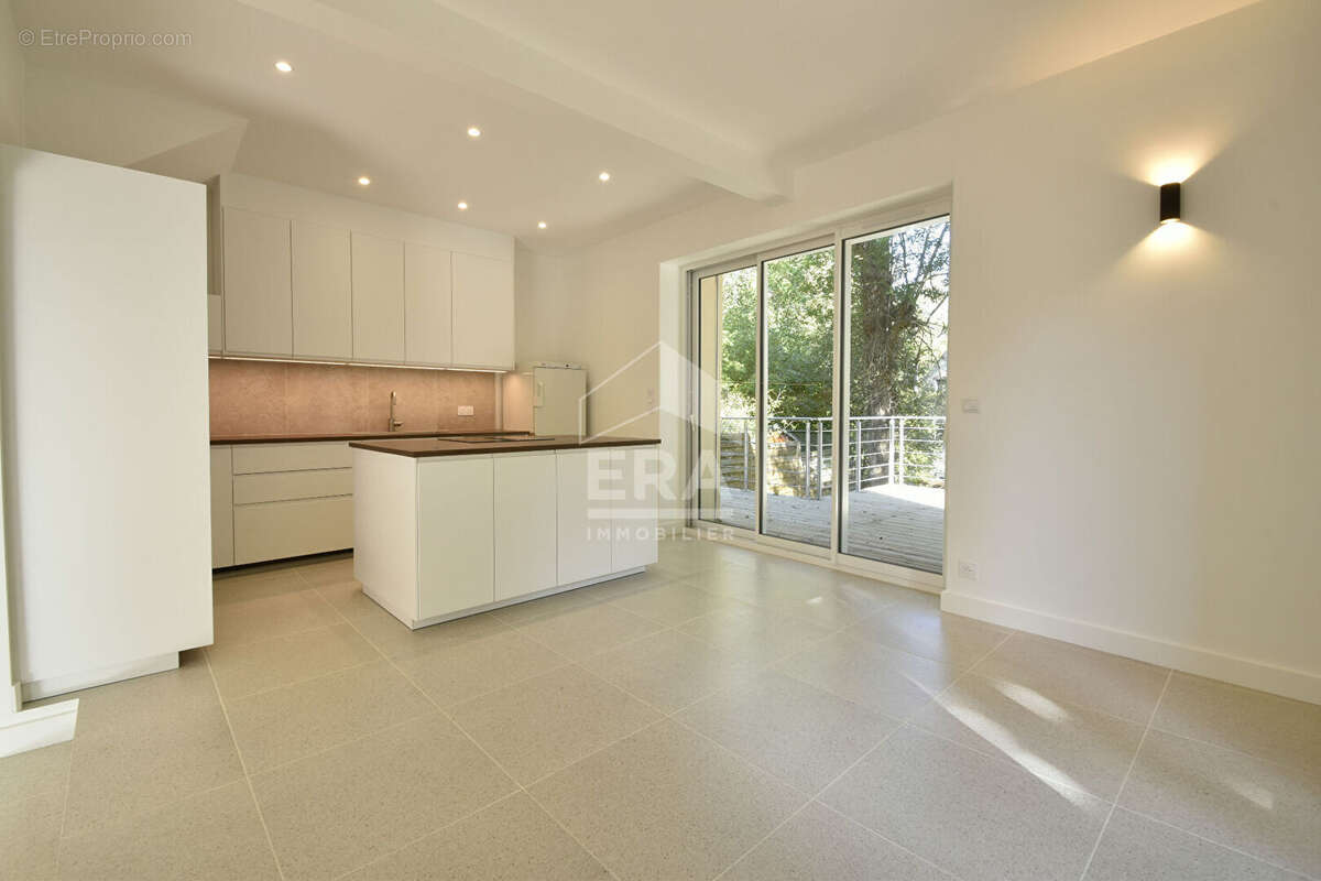 Maison à VILLIERS-SAINT-FREDERIC