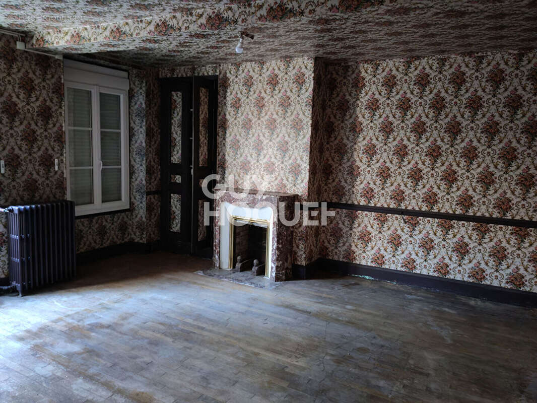 Maison à AIX-EN-OTHE