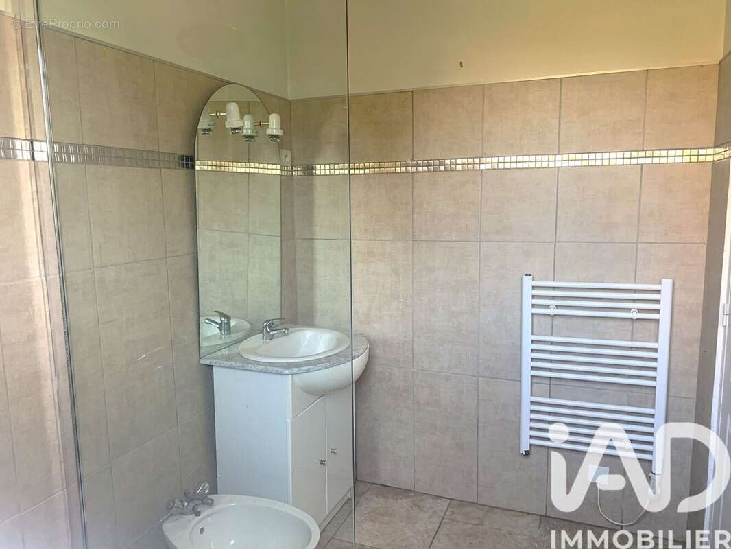 Photo 8 - Maison à COUTRAS