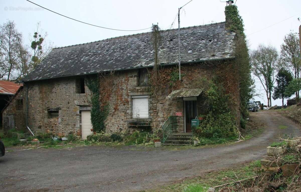 Maison 120 m² à Parce  - photo 2