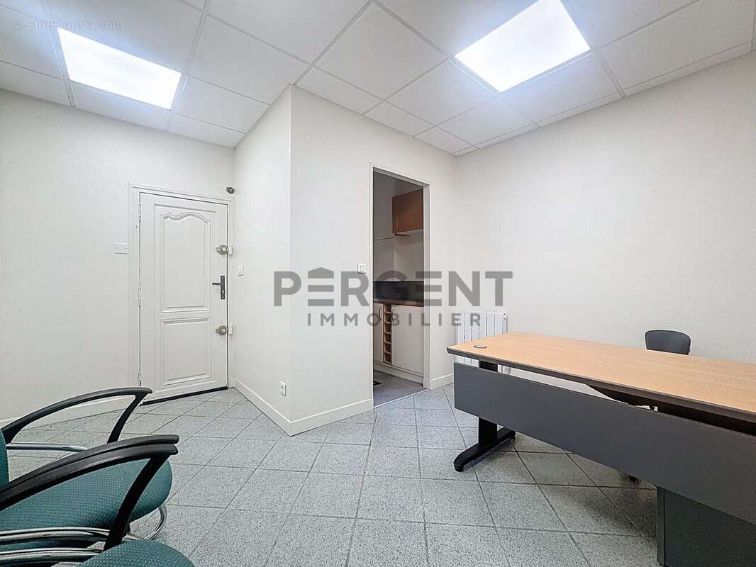 Commerce à CHARLEVILLE-MEZIERES